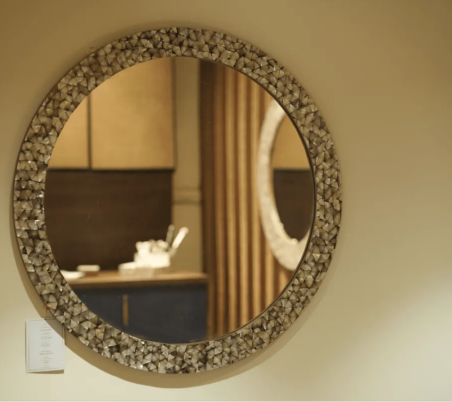 Mother of Pearl Round Wall Mirror – Plasio Decorative Mirror